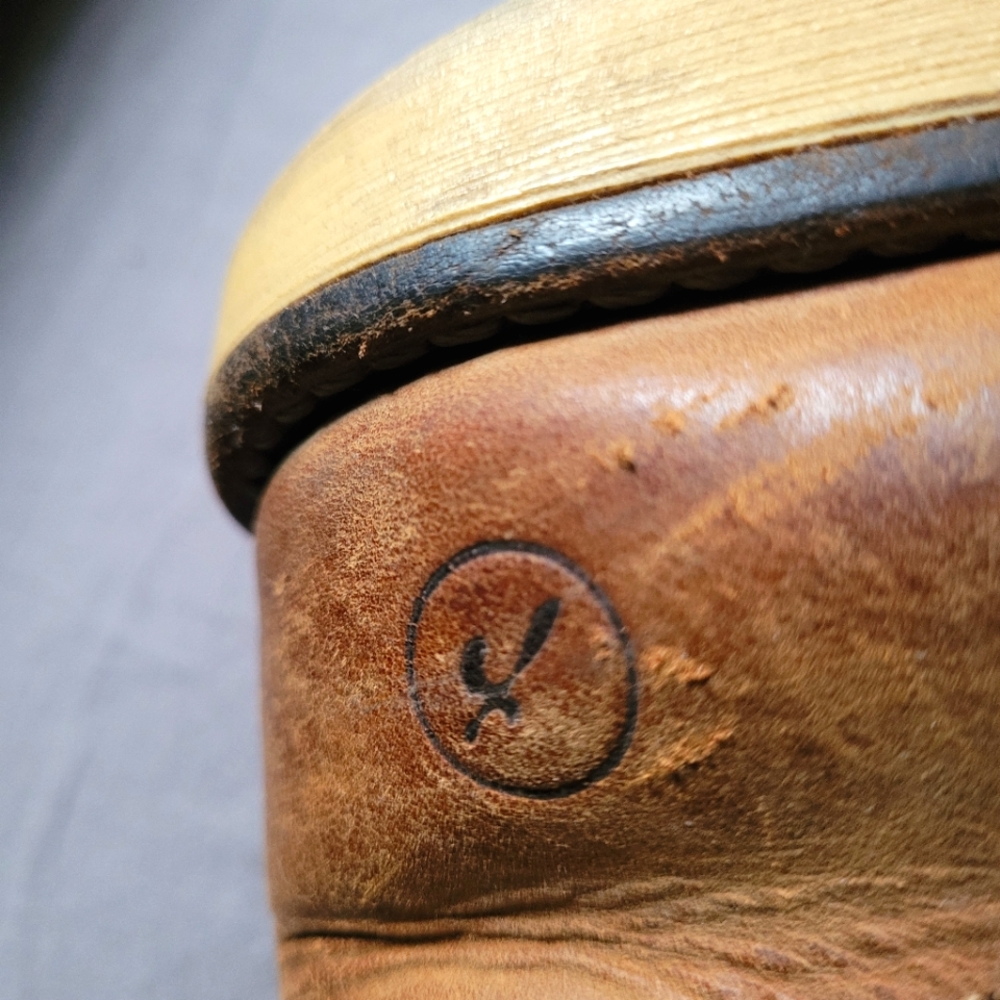 ⭐️Bronx Leather Boots⭐️ - Picture 4 of 4